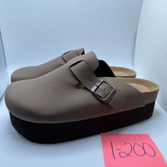 CUSHIONAIRE Women's Cork Footbed Platform Clog 8.5 WIDE BROWN - Picture 3 of 7